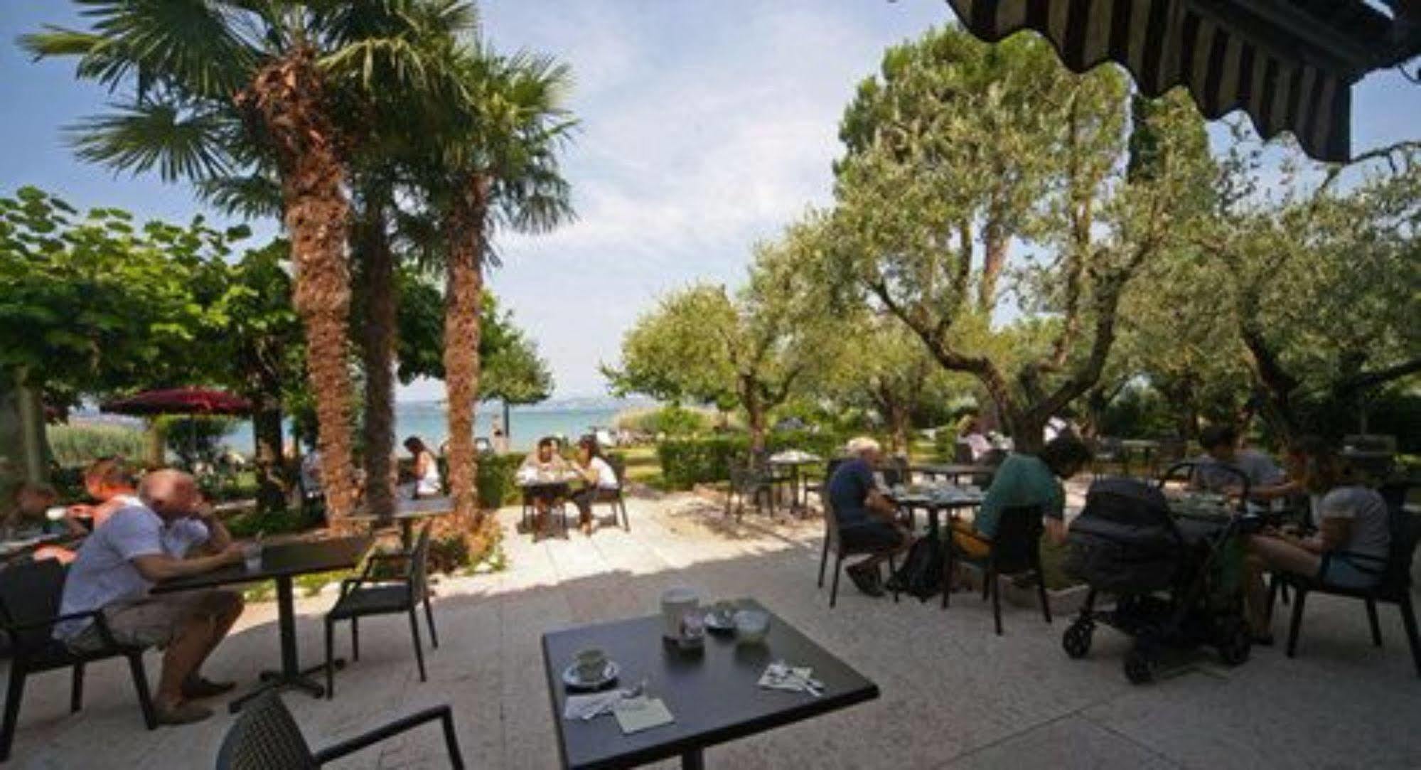Hotel La Pauel Sirmione Exterior photo